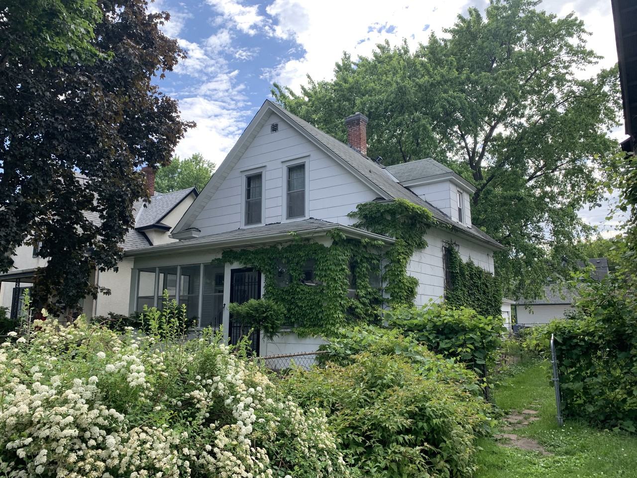 3408 17th Ave S - Photo 2 of 3