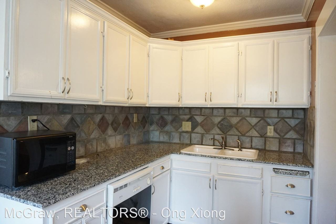 1520 S Columbia Pl - Photo 3 of 15