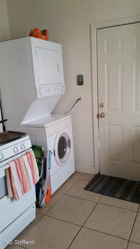 4731 Coliseum St - Photo 3 of 4