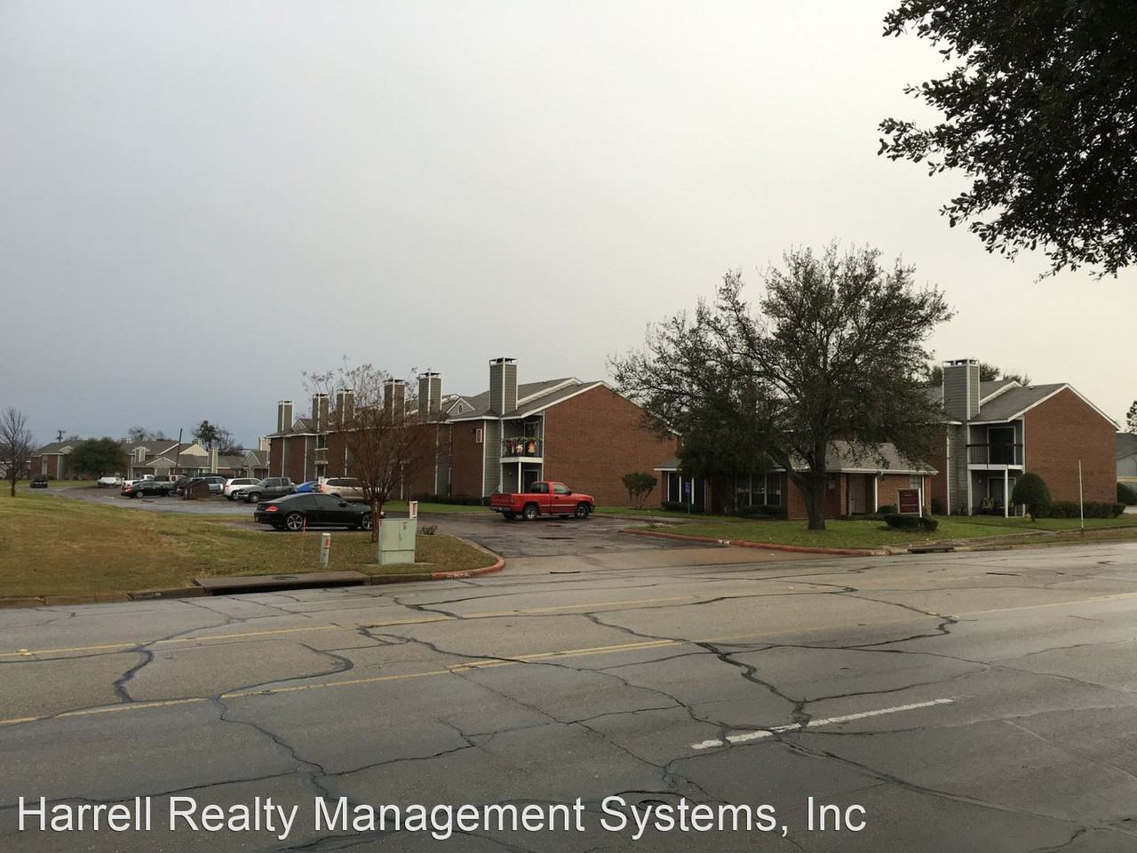 225 Londonderry Dr #239