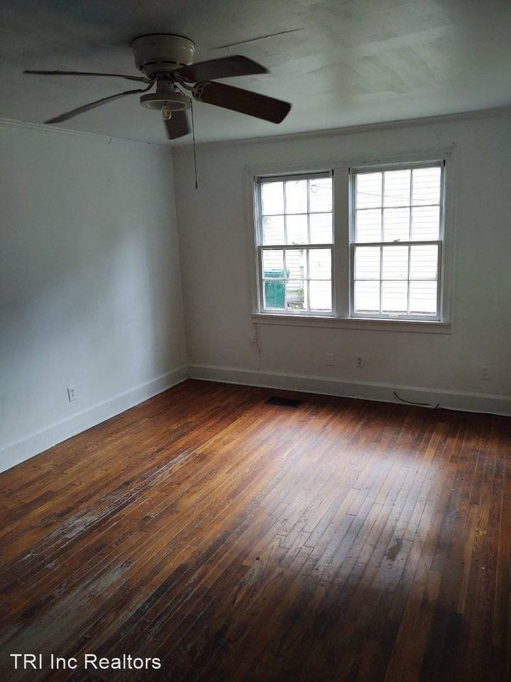 1524 Central Ave - Photo 3 of 7