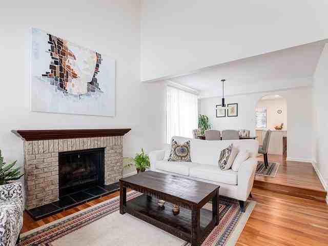 739 Coach Bluff Cres Sw - Photo 3 of 30