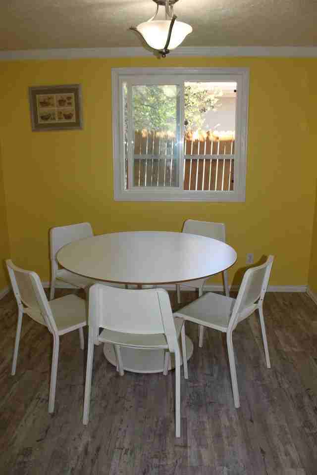 2229 Moccassin Dr - Photo 2 of 10