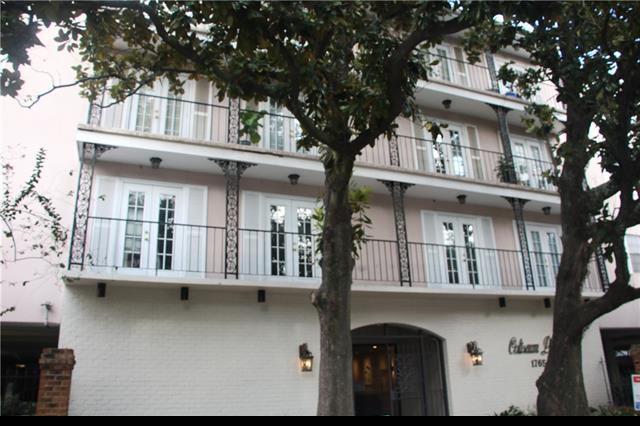 1765 Coliseum St #318