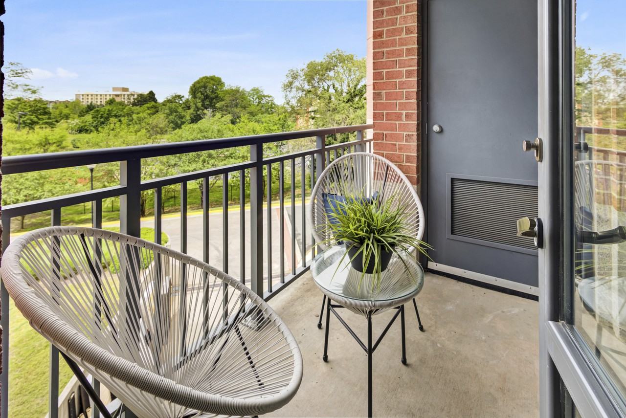 Curve 6100 - Photo 7 of 20