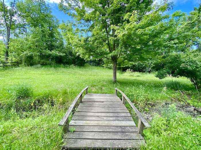 1752 Nicole Lauren Ln - Photo 2 of 10