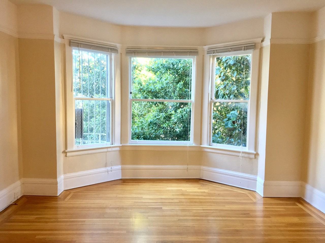 845 Hyde Street - Photo 2 of 14