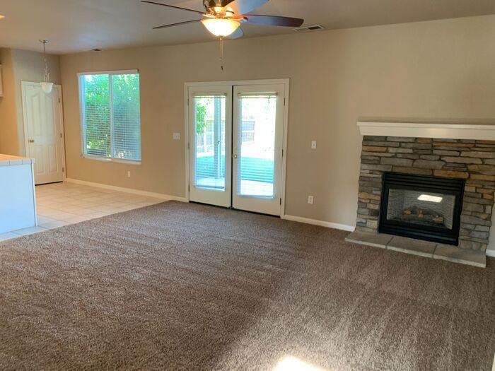 1249 N Julieann Ct - Photo 3 of 24