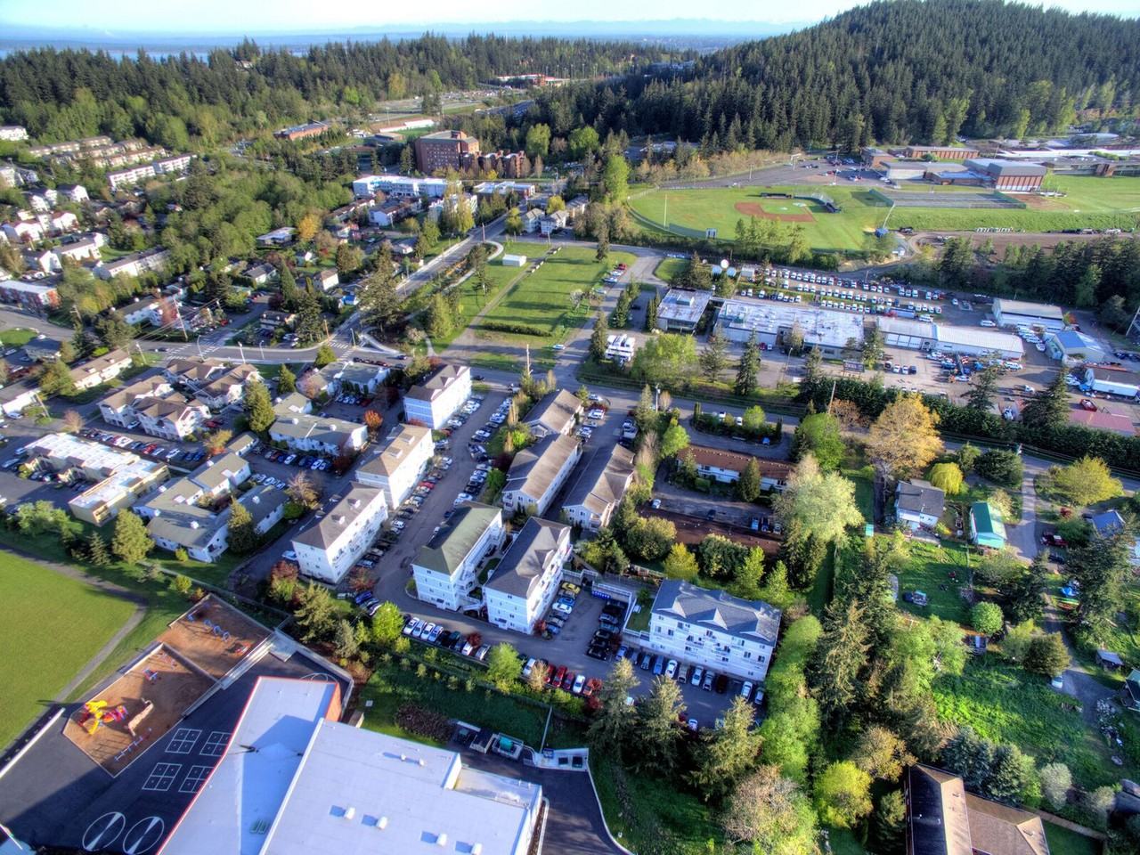 New England Apartments 2520 Douglas Avenue 101, Bellingham, WA 98225