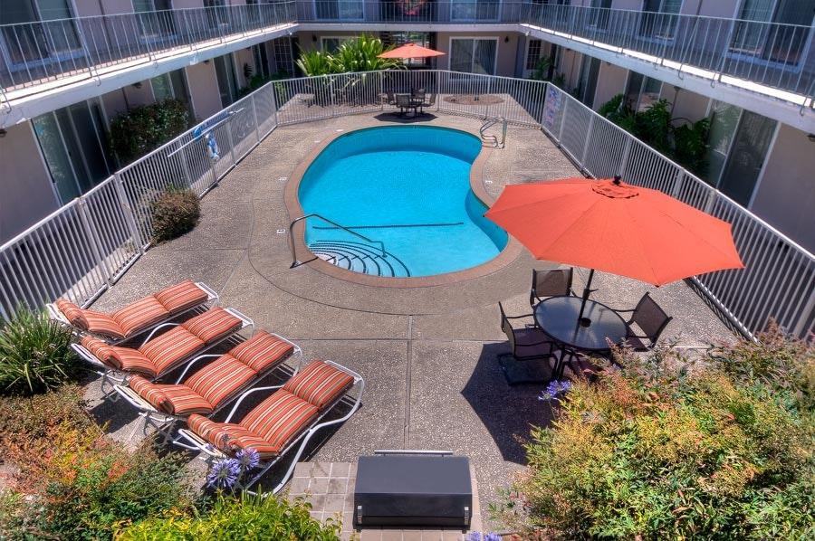 Sandalwood Apartments - Photo 2 of 9