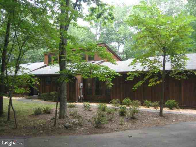 7613 Tiffany Ct - Photo 3 of 50