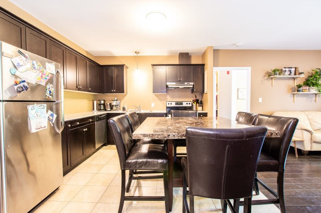 26 Wellington Street - Photo 3 of 14