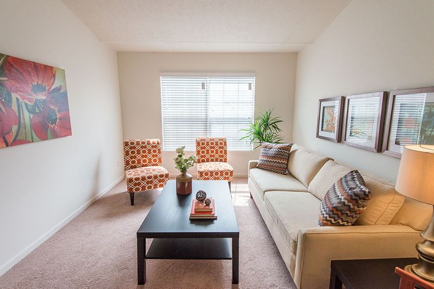 Silver Lake Hills - Photo 2 of 31