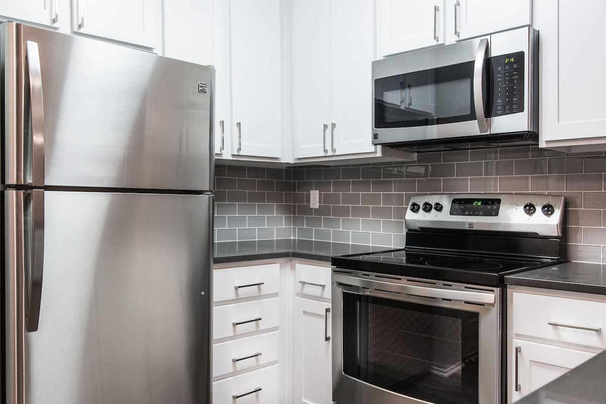 IMT Stevenson Ranch - Photo 3 of 37