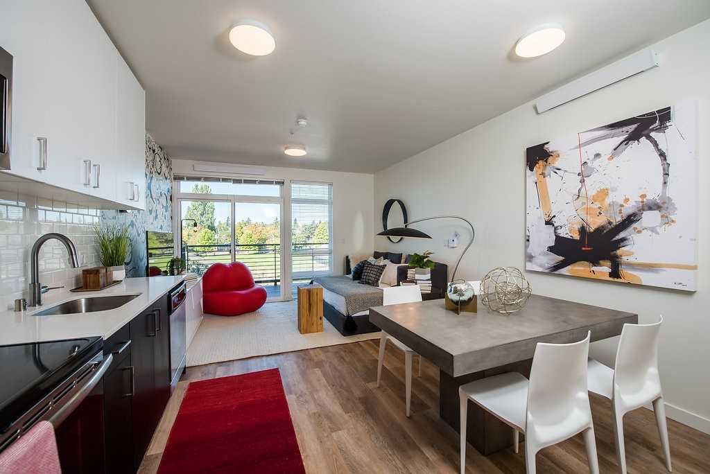 Prexy Apartments - Photo 3 of 20