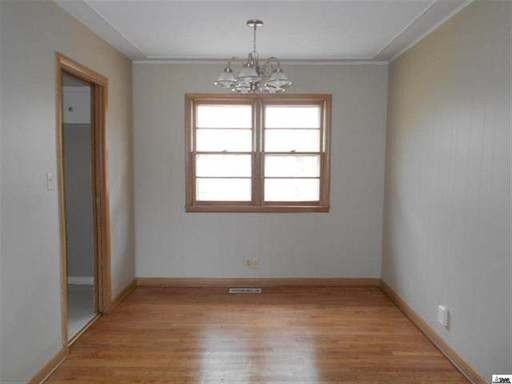 1509 E 18th Terrace - Photo 3 of 8