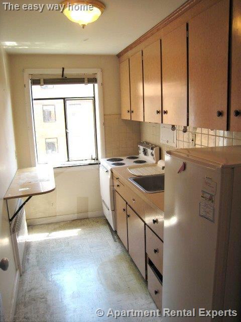 276 Massachusetts Ave #304 - Photo 2 of 7