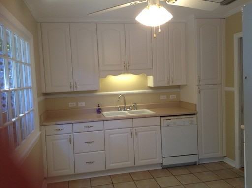 2767 S Barksdale Dr - Photo 2 of 6