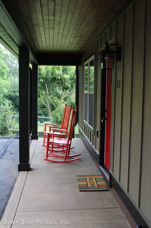 9 & 11 Martin Valley Road - Photo 2 of 20