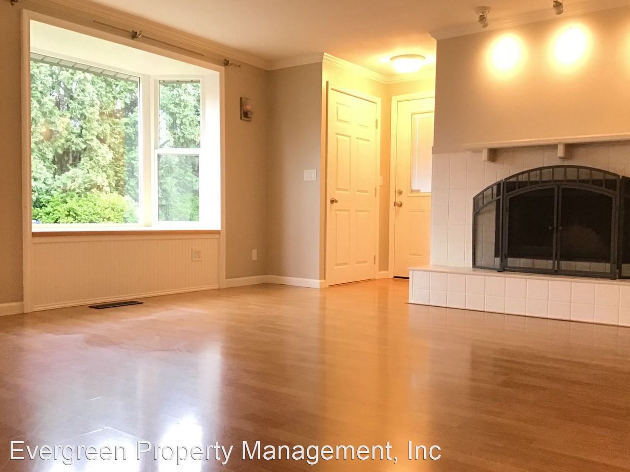 1790 Sw Tegart Ave - Photo 3 of 20