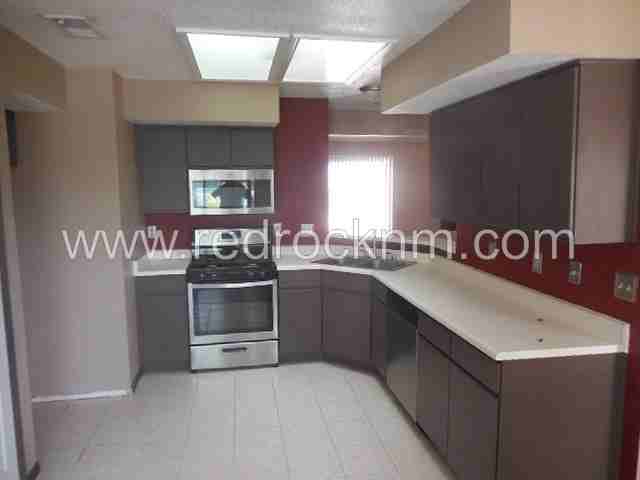 1932 Raspberry Dr Ne - Photo 3 of 20