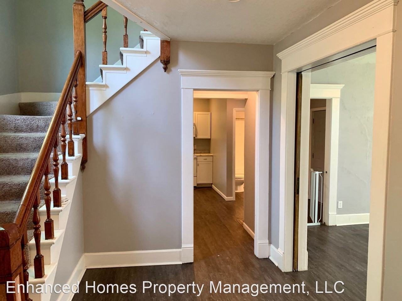 2122 W 5th St - Photo 2 of 12