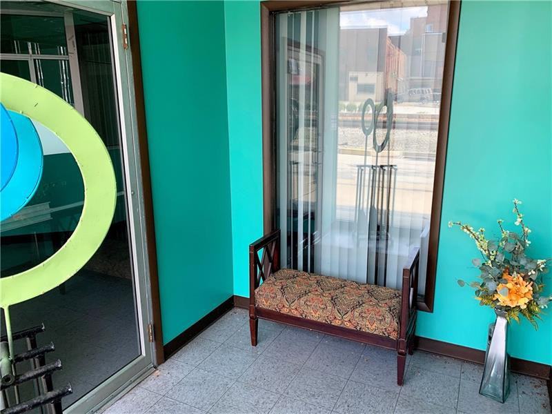 320 5th Ave - Photo 2 of 20