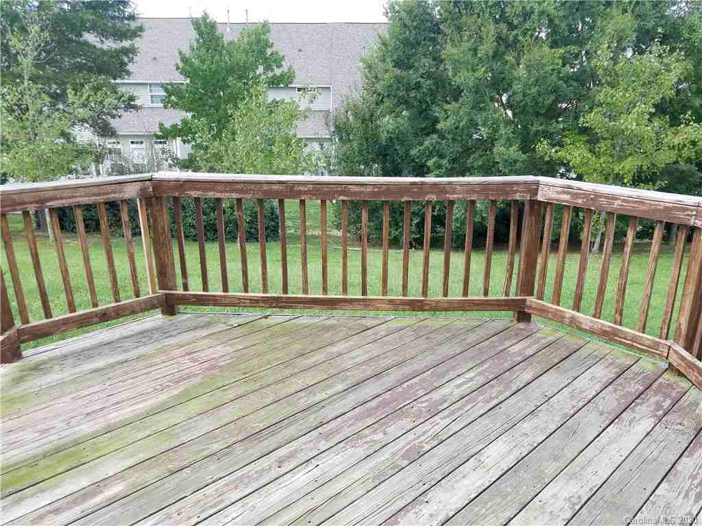 622 Springhouse Pl - Photo 2 of 13