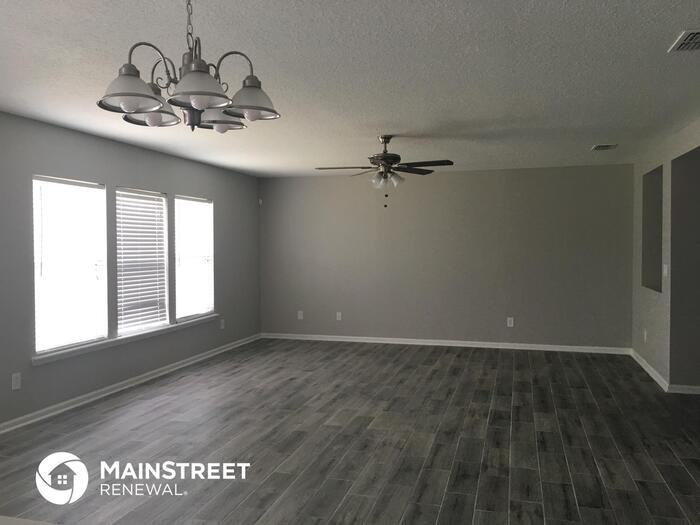 11643 Pleasant Creek Dr - Photo 3 of 13