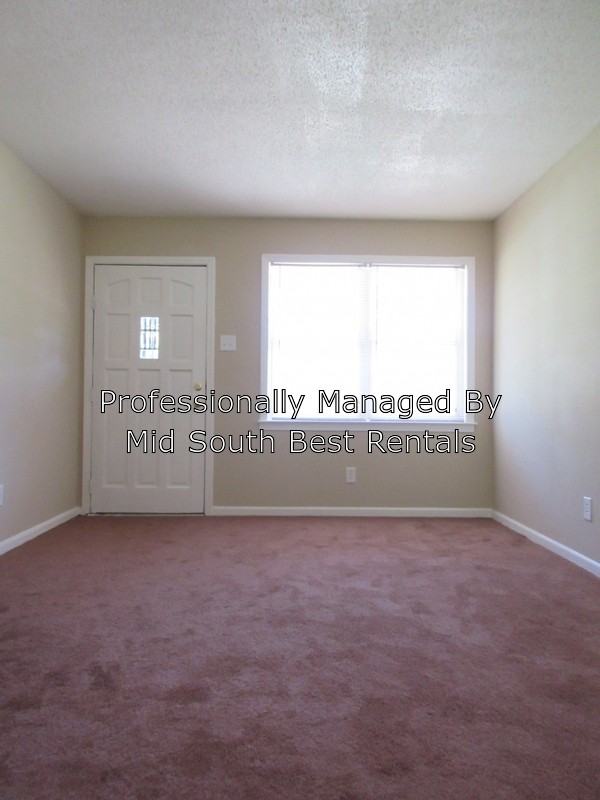 3951 Hammett Dr - Photo 2 of 7