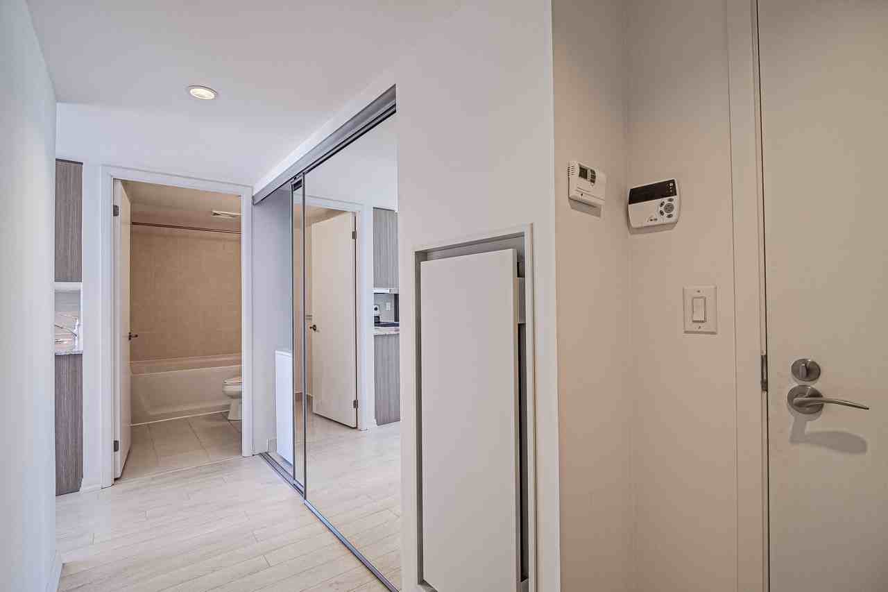 3091 Dufferin Street #1203 - Photo 3 of 18