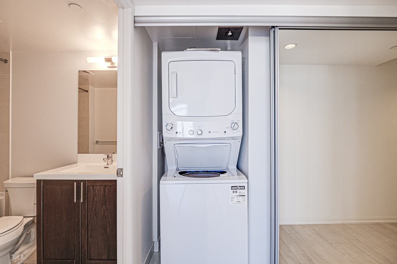 3091 Dufferin Street #1203 - Photo 4 of 18