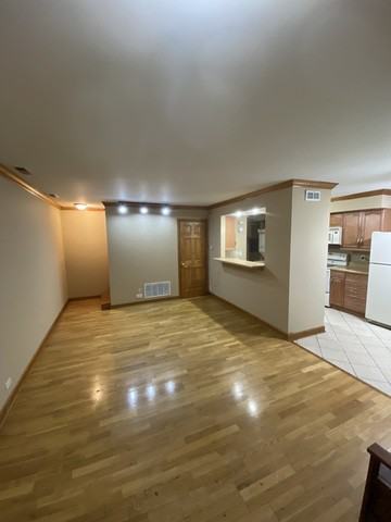 1194 Cove Dr - Photo 3 of 16