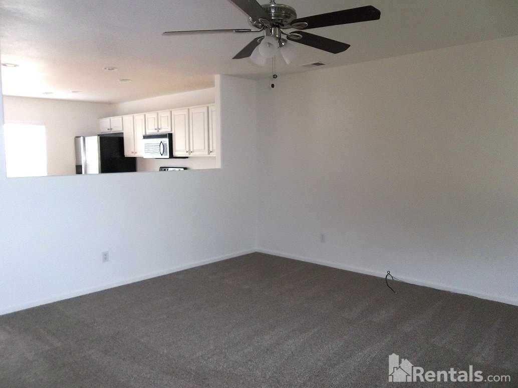 3527 Warren Farm Ct - Photo 2 of 6