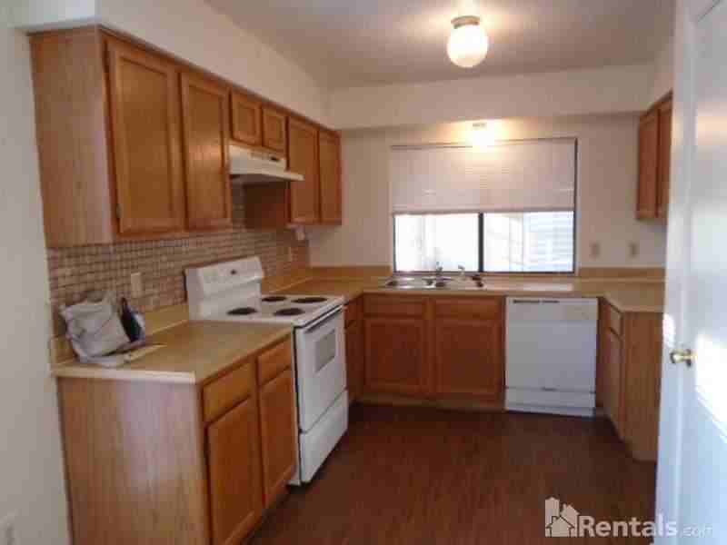 5329 Baker Ct - Photo 3 of 20