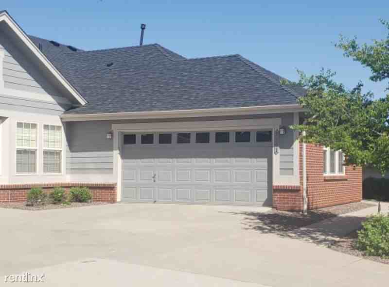 7761 S Biloxi Way - Photo 2 of 2