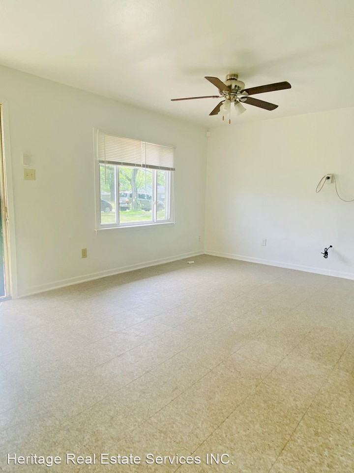 4134 Fillmore St - Photo 2 of 9