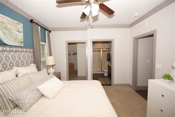 The Avenues at Verdier Pointe - Photo 2 of 9