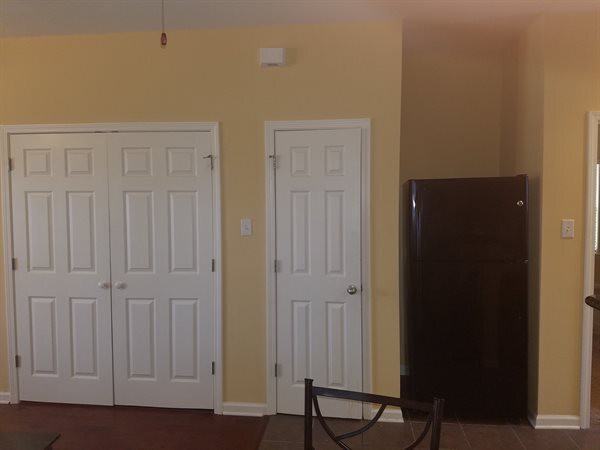 6009 Campus Blvd - Photo 3 of 9