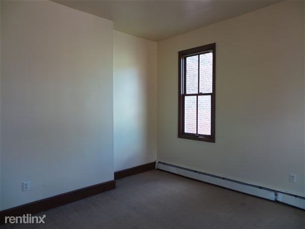 1221 Juniata St - Photo 2 of 7