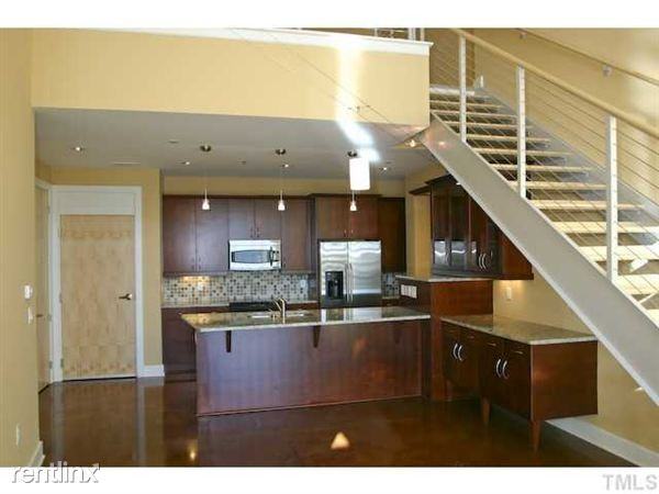 Pavilion East at Lakeview - Photo 2 of 10