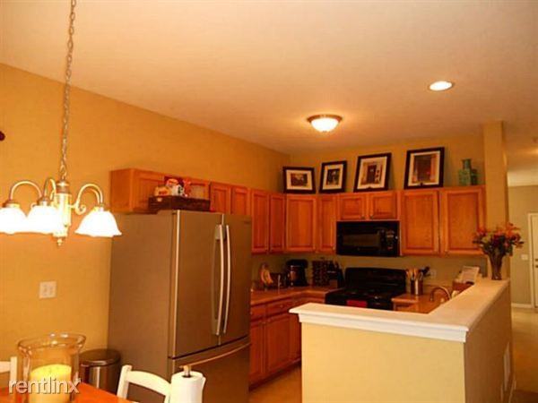 Gahanna Grove Condominiums - Photo 3 of 9