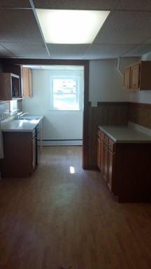 432 W 1st St - Photo 2 of 9