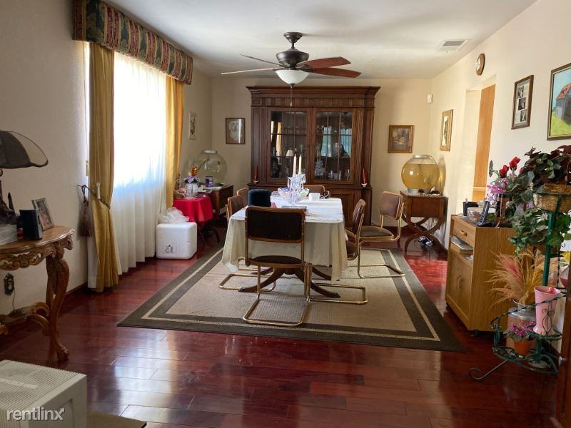 3010 N Calle Coronado - Photo 3 of 9