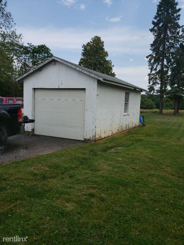 3729 Manheim Mount Joy Rd - Photo 2 of 9