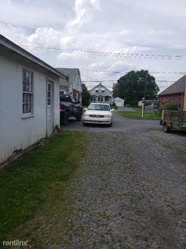 3729 Manheim Mount Joy Rd - Photo 3 of 9