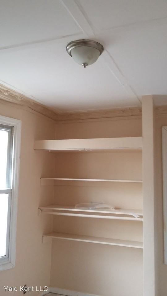 85 Stuyvesant Ave - Photo 3 of 18