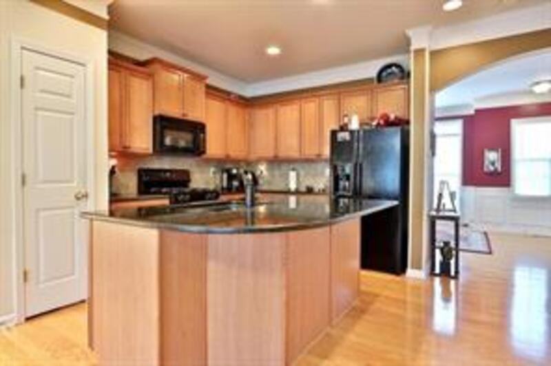 10920 Skyway Dr - Photo 3 of 23