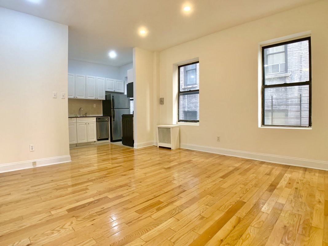 Fort Washington Ave & W 171st St #24