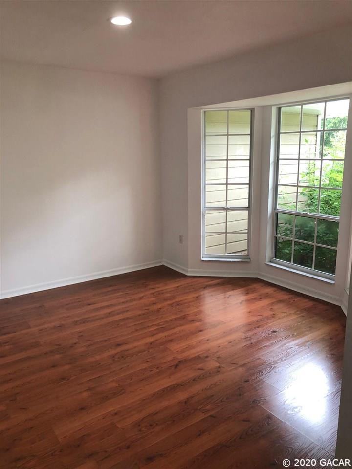 6714 Nw 34th Dr - Photo 2 of 11